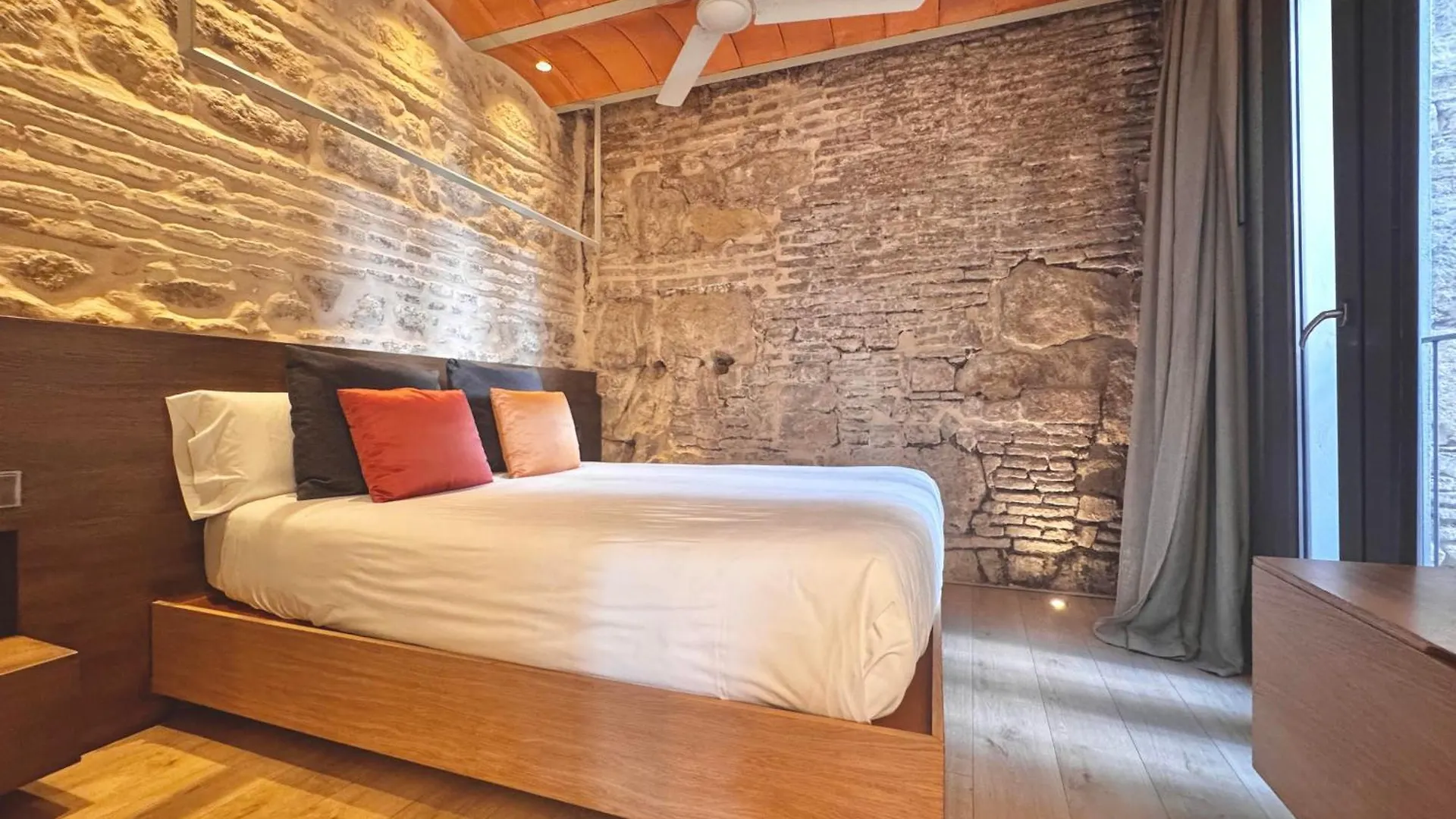 Apartment Parking Gratis Julio Y Agosto - Villamora Alfaros 35 Spain